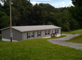 197 Swain Hill Rd, Evans City, PA 16033