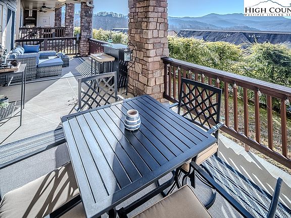 4th image of 172 Vistas Way #1A
