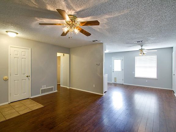 5th image of 5809 Willow Crest Dr