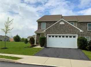 855 Fieldstone Trl, Easton, PA 18040