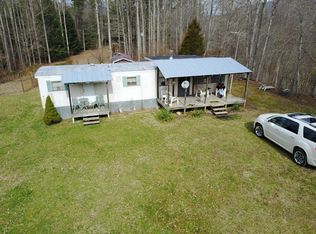 5506 Harmony Rd, Gandeeville, WV 25243