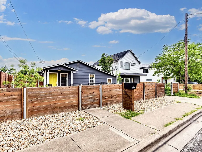 5607 Samuel Huston Ave — Photo 3