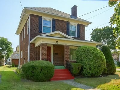 300 Wood St, Ellwood City, PA, 16117
