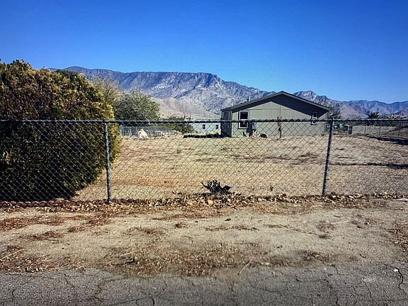 2nd image of 8425 Dawn Pl