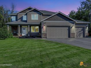 7943 E Wolf Creek Rd, Wasilla, AK 99654