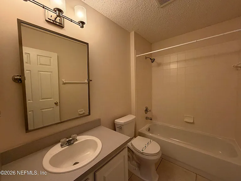 1508 Irishwood Ct — Photo 13