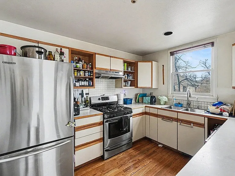 623 Marine St. — Photo 5