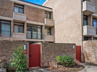 1261 4th St SW #8, Washington, DC 20024