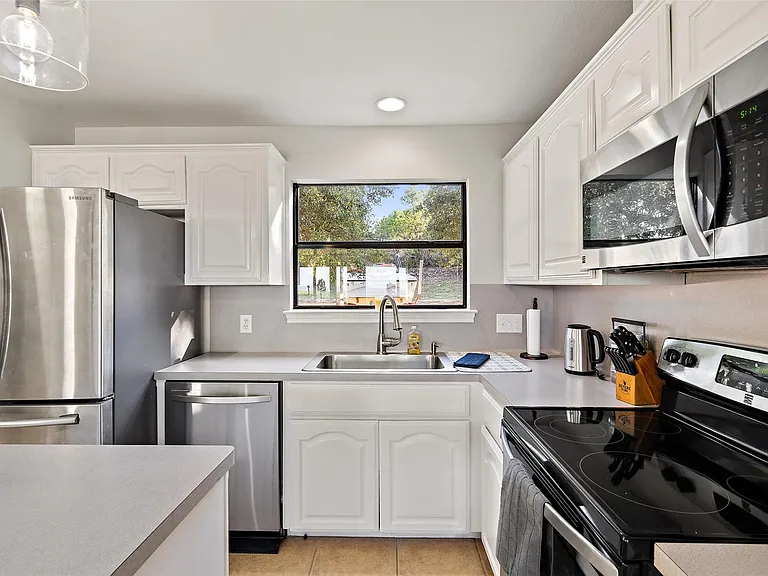 414 Gregg Dr — Photo 6