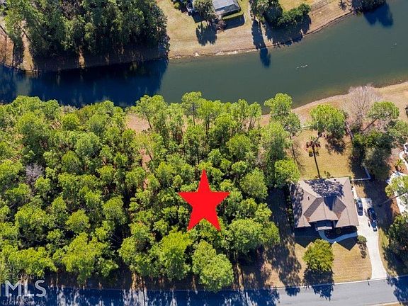 2nd image of 1018 Greenwillow Dr