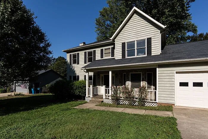 3 bed, 2.5 bath, 1824 sqft, $1,845 — Photo 4