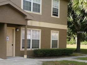 36015 Deer Creek Dr, Zephyrhills, FL