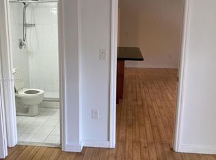 950 NW 11th St APT 2A, Miami, FL 33136