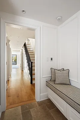 Sold by Douglas Elliman | media 24