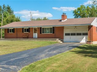 140 Pine Bluff Dr, Dayton, OH 45440