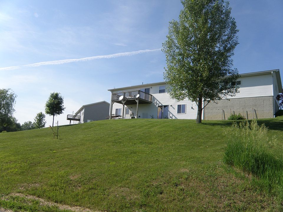 2nd image of 307 Breezy Pointe Loop