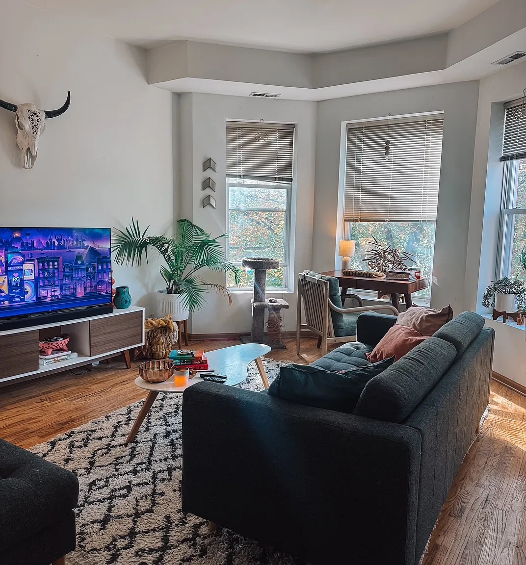 2 bed, $2,500 — Photo 2