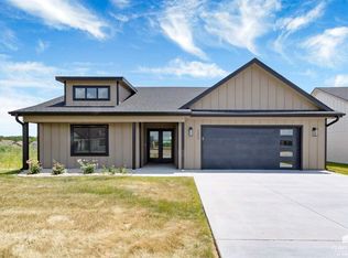 2549 Karen Ln, Junction City, KS 66441
