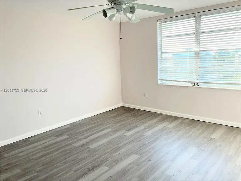 8024 Tatum Waterway Dr #6B — Photo 11