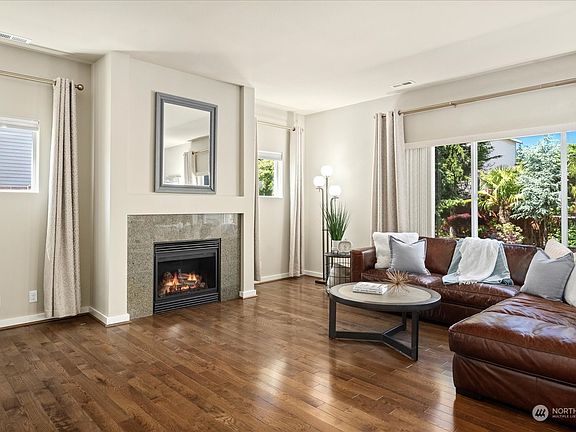 5th image of 2109 63rd Street SE
