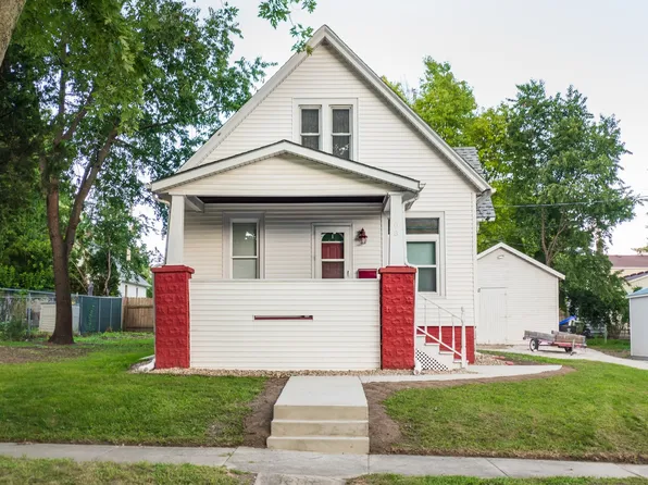 1208 S Mason St, Bloomington, IL 61701