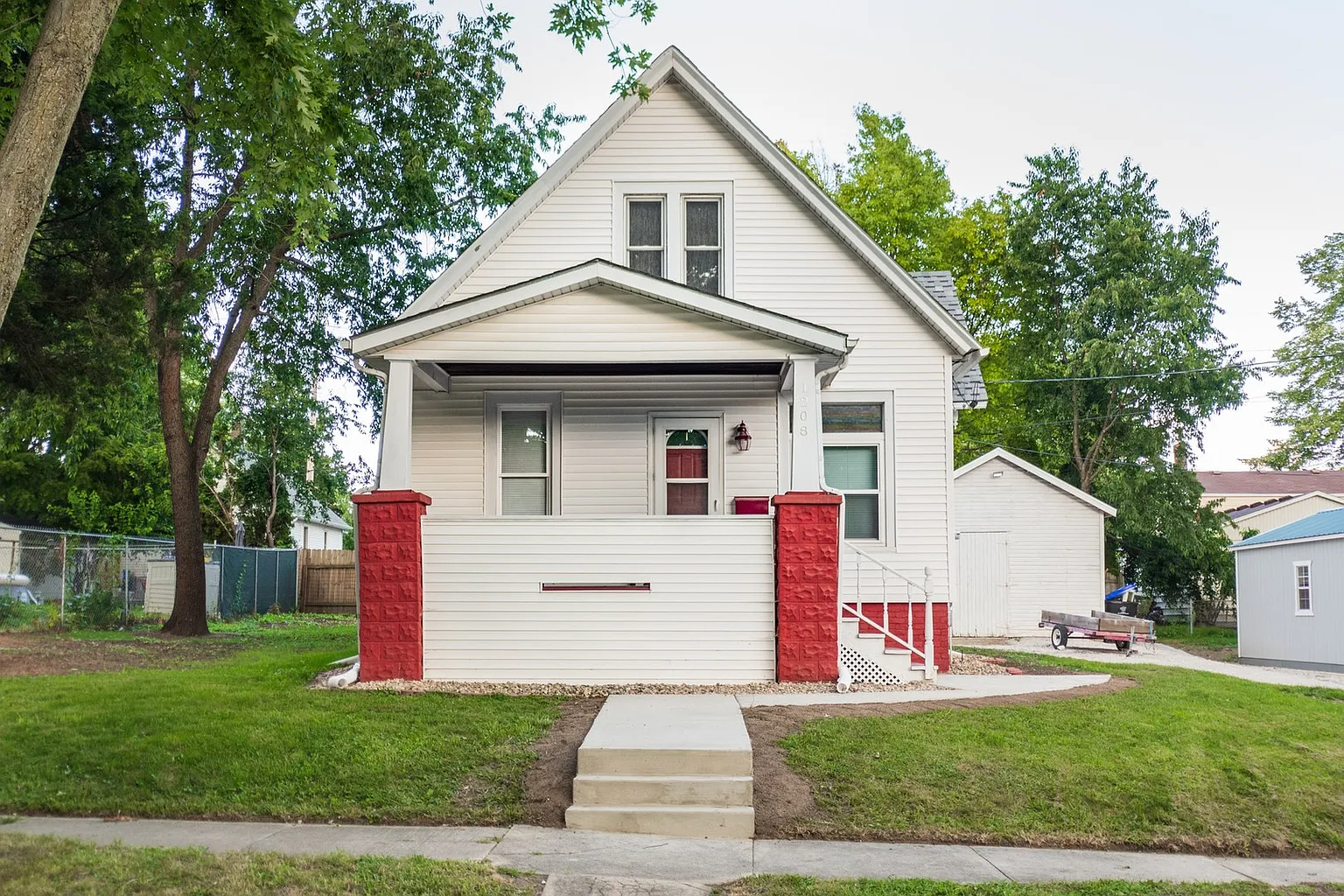 1208 S Mason St photo 1
