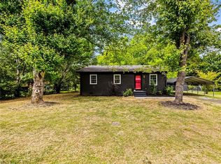 132 W Kime Ave, Liberty, NC 27298