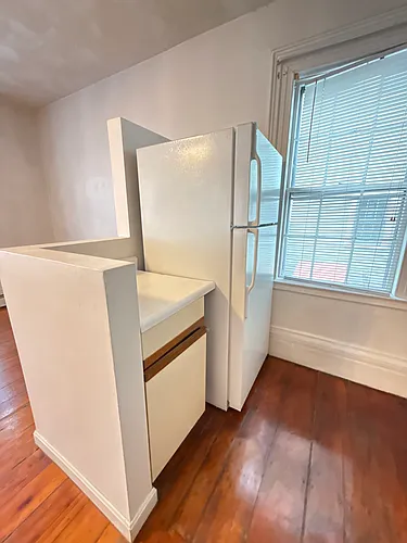 313 Essex St #104 Photo 1