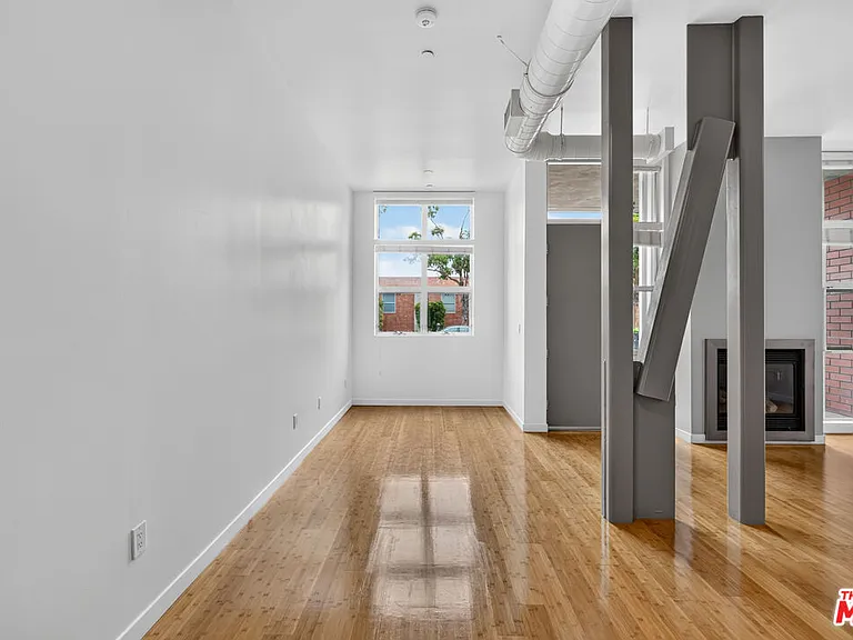 1912 Broadway #103 — Photo 7