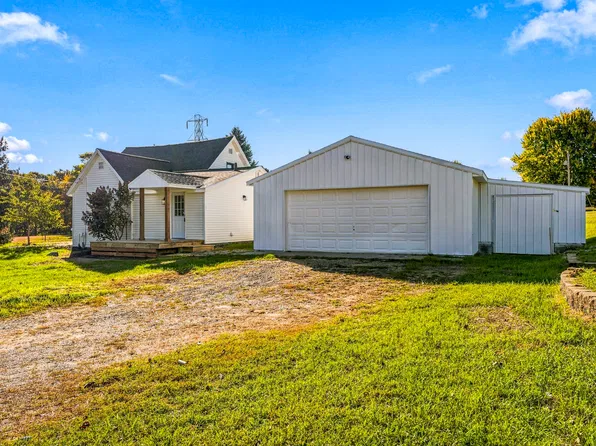 17125 Tyrone Ave, Kent City, MI 49330