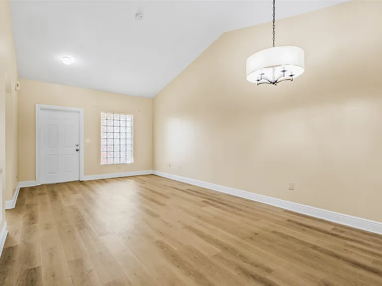 4167 Castilla Cir #202 — Photo 6