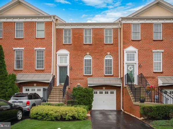 3015 Dorchester St E, Furlong, PA 18925