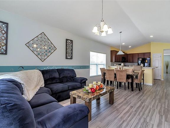 4th image of 136 Whispering Pines Way