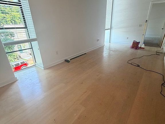 2nd image of 418 N 25th St APT 350