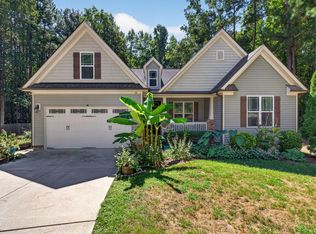 20 Oak Hollow Ct, Louisburg, NC 27549