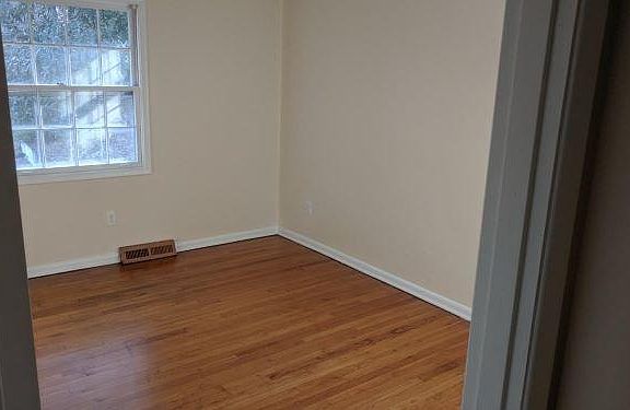 2nd image of 7163 Chapman Dr