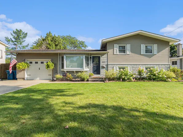 1619 Grant Ave, Grand Haven, MI 49417