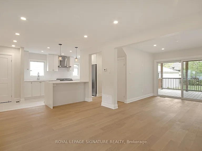 17 Uno Dr — Photo 8
