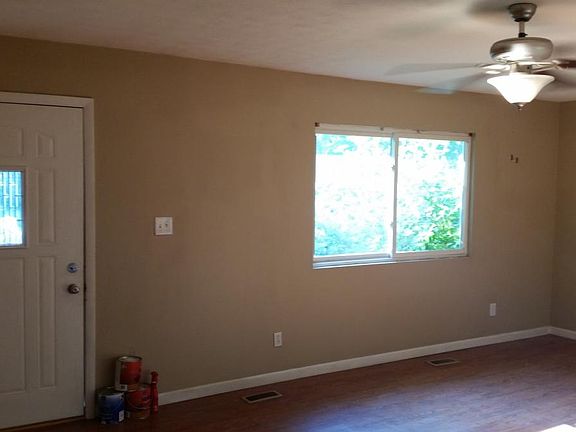 3rd image of 908 Delhi Dr