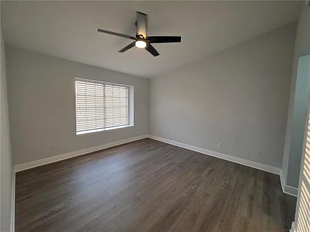 2936 Manhattan Blvd #186 — Photo 6
