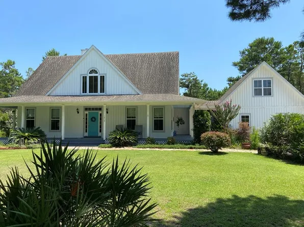 1838 Beacon St, Carrabelle, FL 32322