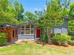 567 Moores Mill Rd, Auburn, AL 36830