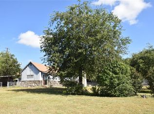 509 Hereford St, Glen Rose, TX 76043