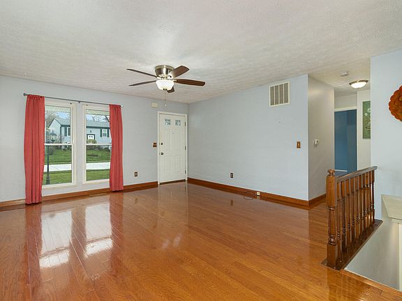 5th image of 416 Glenview Ct