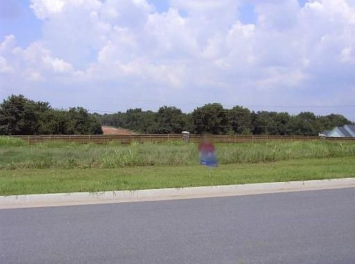 2nd image of 4102 Willowbend Dr