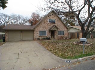 1348 Simpson Dr, Hurst, TX 76053