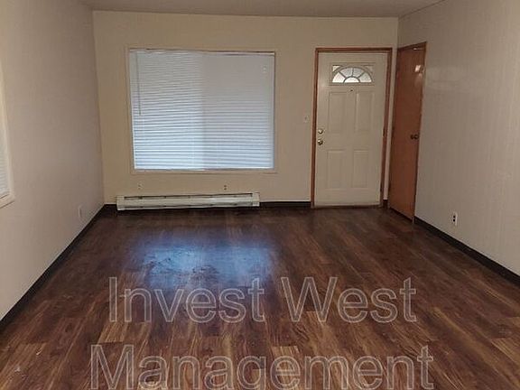 3rd image of 6305 Kansas St APT 1