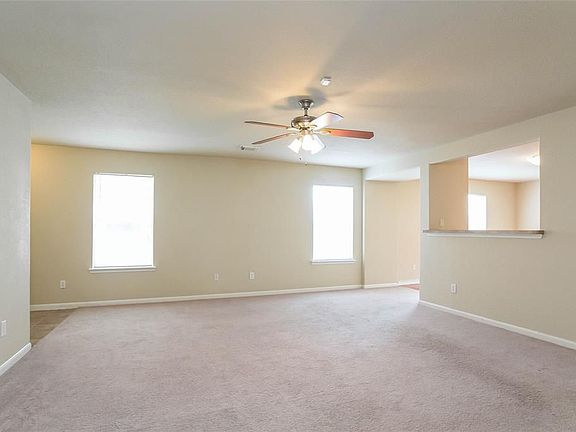 3rd image of 21135 Scenic Bluff Ln