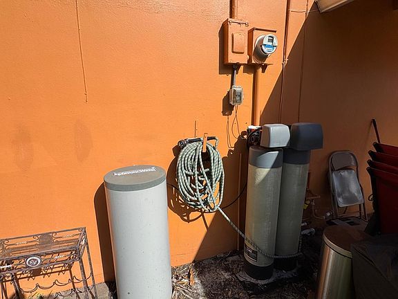 4th image of 4511 NW 45th Court