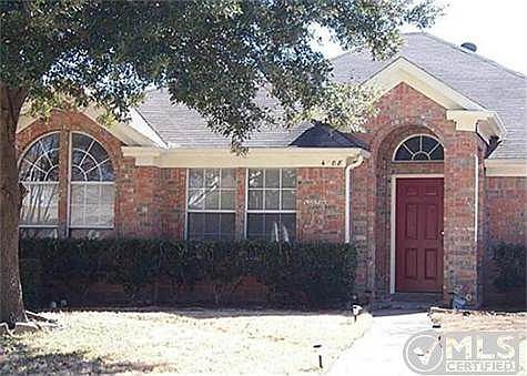 1st image of 4708 Holly Berry Dr